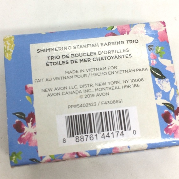 3/$30 VINTAGE 80S AVON SHIMMERING STARFISH EARRING TRIO SET 3 SEAHORSE CLAMSHELL - Picture 6 of 6